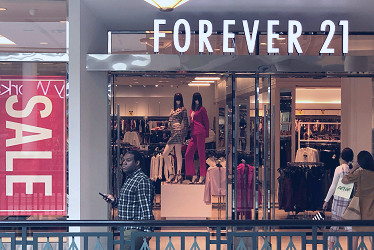 Forever 21 takes third crack at China with new bricks and mortar store |  Reuters